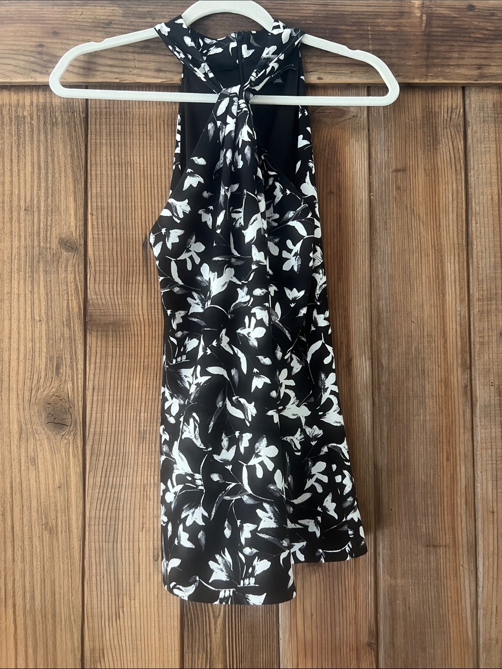 Women's Black & White Halter Tie-Neck Top